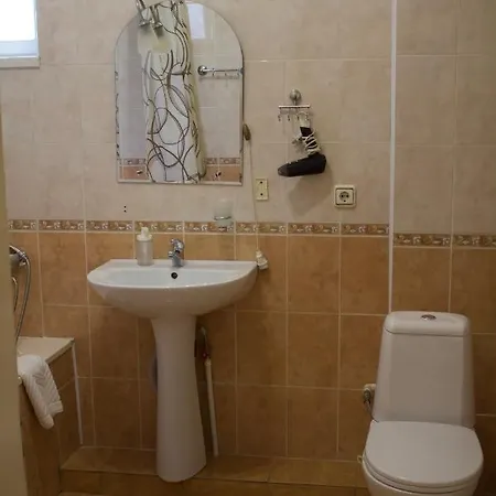 Hotel Yasinya