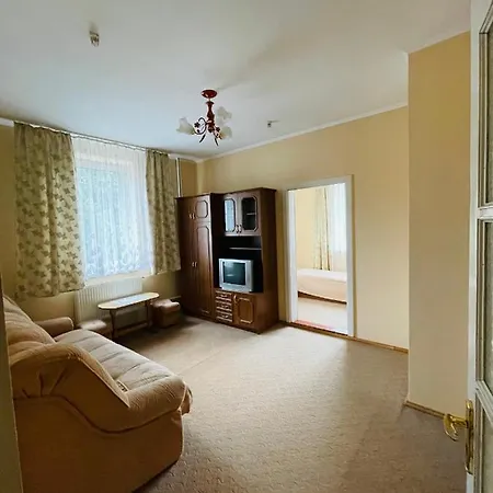 Hotel Yasinya * Yasinya