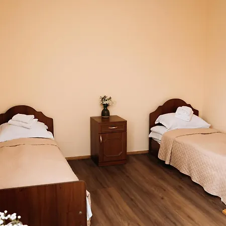 Hotel Yasinya *