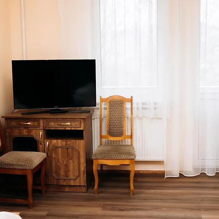 Hotel Yasinya *