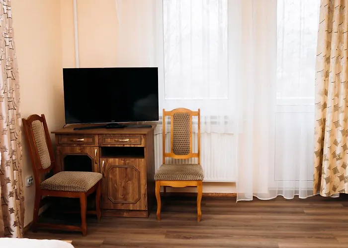 Hotel Yasinya *